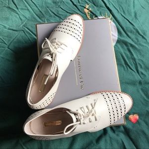 NIB Louise et Cie felta cutout Oxford